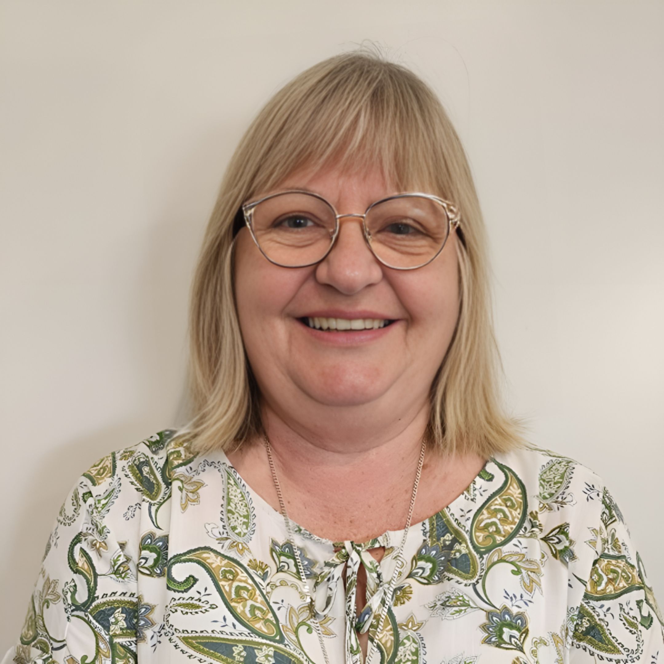 Portrait of Volunteer Coordinator Gloria Kilpatrick representing Bundaberg RSL Club